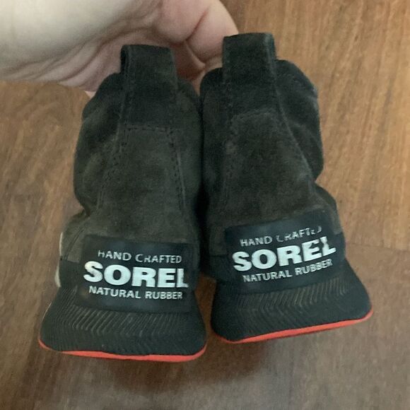 Sorel Waterproof Shoes Sz 2 - Picture 3 of 7